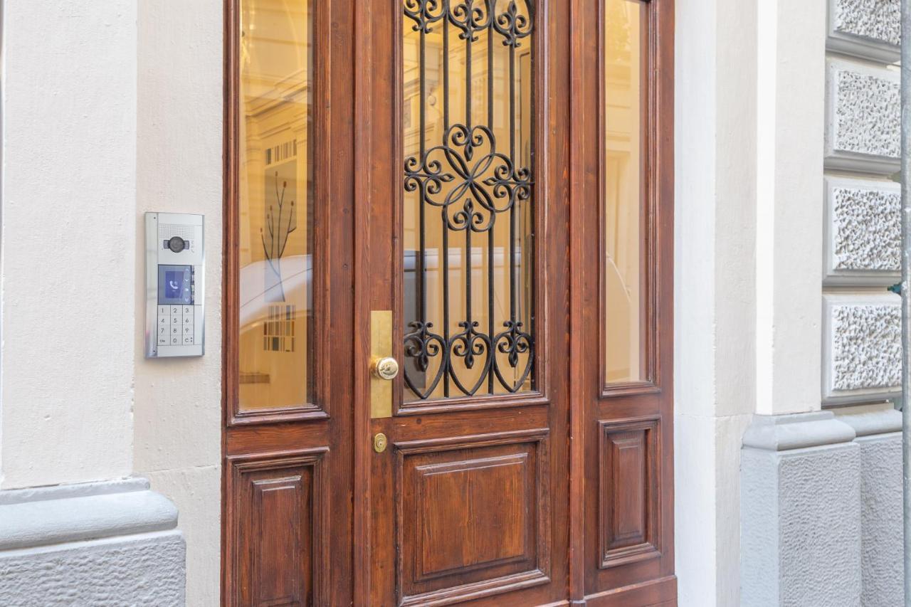 Liberty 37 Boutique Apartment Trieste Ngoại thất bức ảnh
